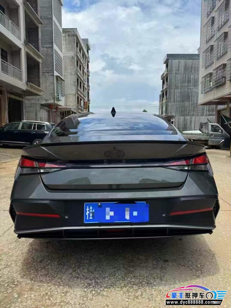 24年现代伊兰特轿车抵押车出售