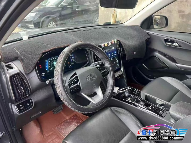 22年现代ix35轿车抵押车出售