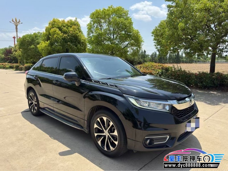 17年本田冠道轿车抵押车出售