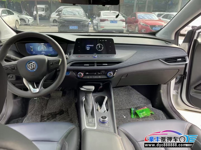 23年别克微蓝轿车抵押车出售