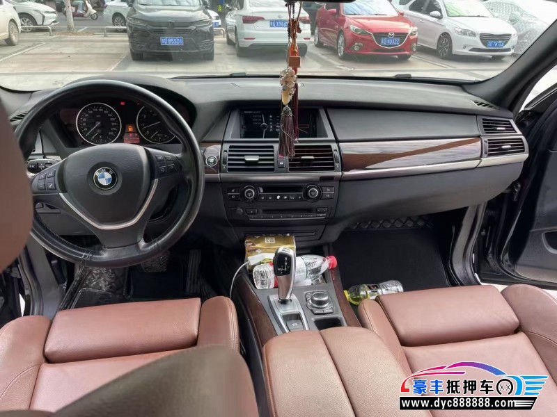 13年宝马X5轿车抵押车出售