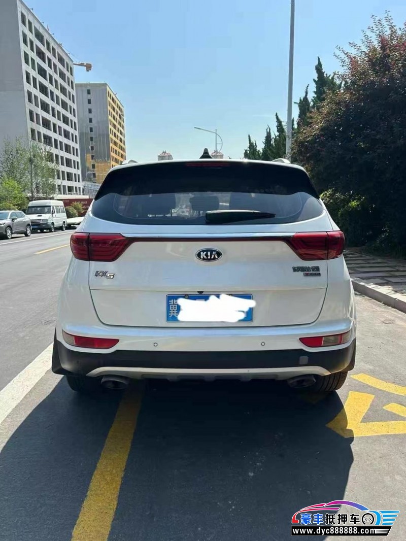 16年起亚KX5轿车抵押车出售