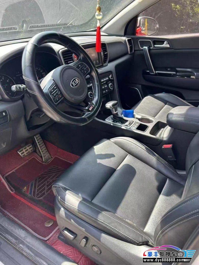 16年起亚KX5轿车抵押车出售