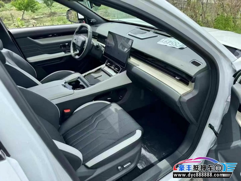 25年捷途山海L6轿车抵押车出售