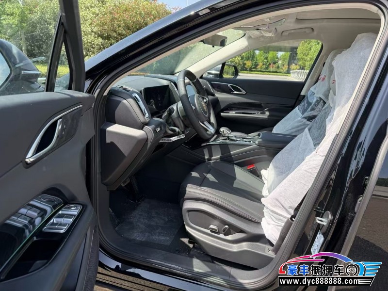 25年红旗HS3轿车抵押车出售