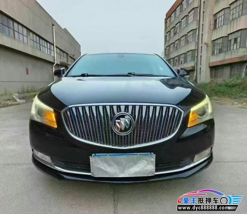 15年别克君越轿车抵押车出售