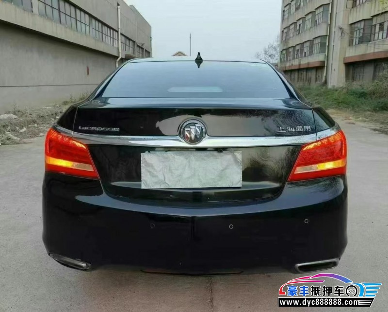 15年别克君越轿车抵押车出售