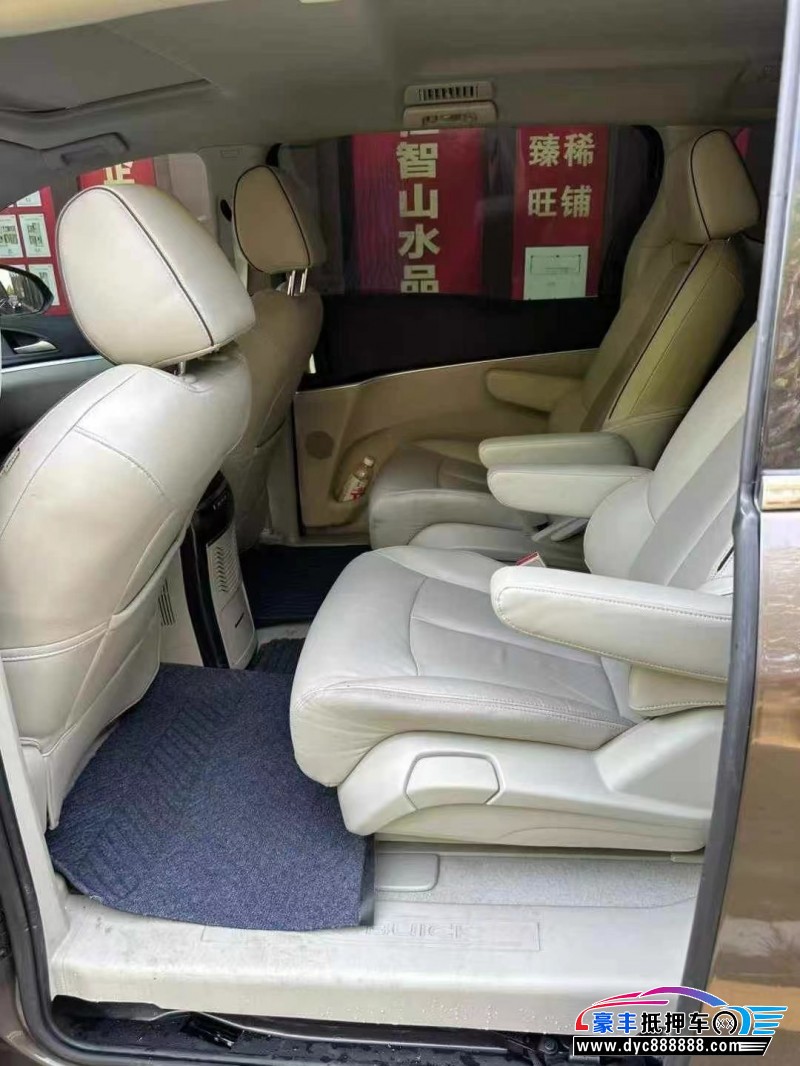 21年别克GL8轿车抵押车出售