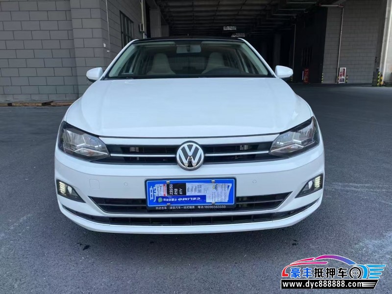 20年大众polo轿车抵押车出售