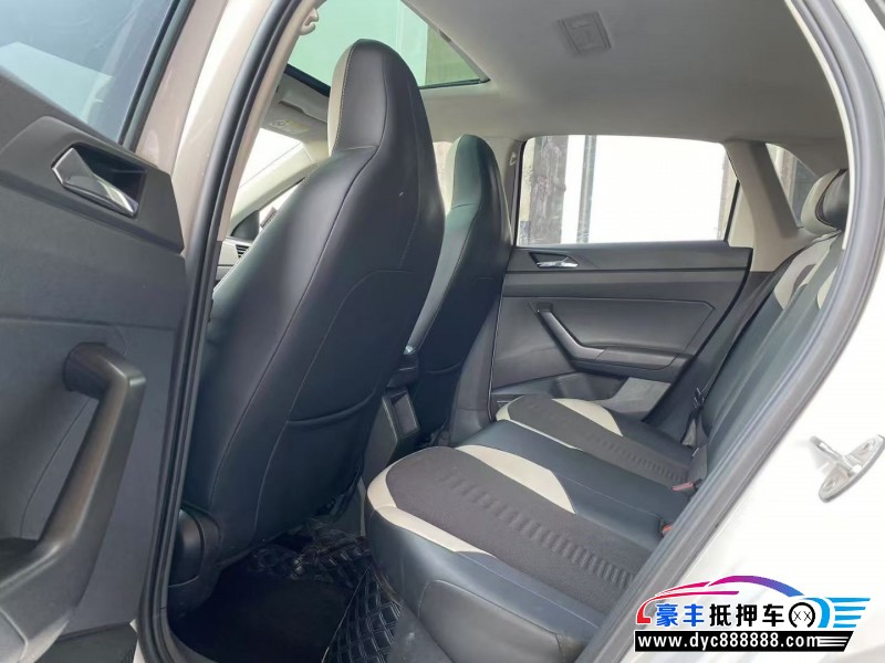 20年大众polo轿车抵押车出售