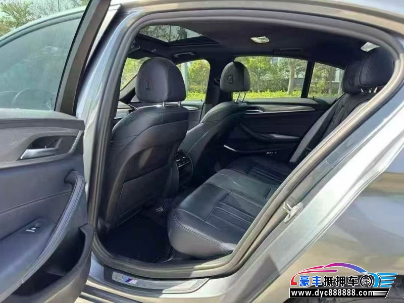 19年宝马5系轿车抵押车出售