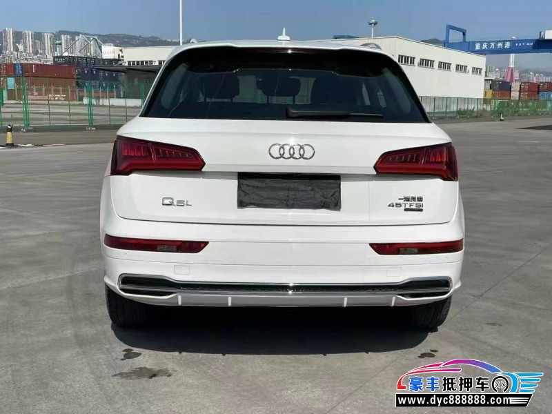 21年奥迪Q5轿车抵押车出售