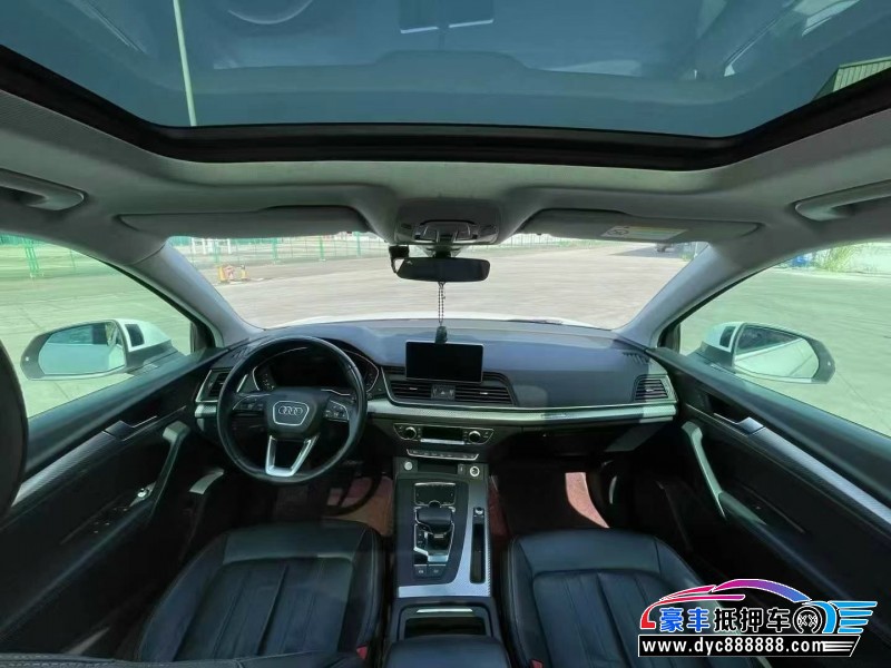 21年奥迪Q5轿车抵押车出售