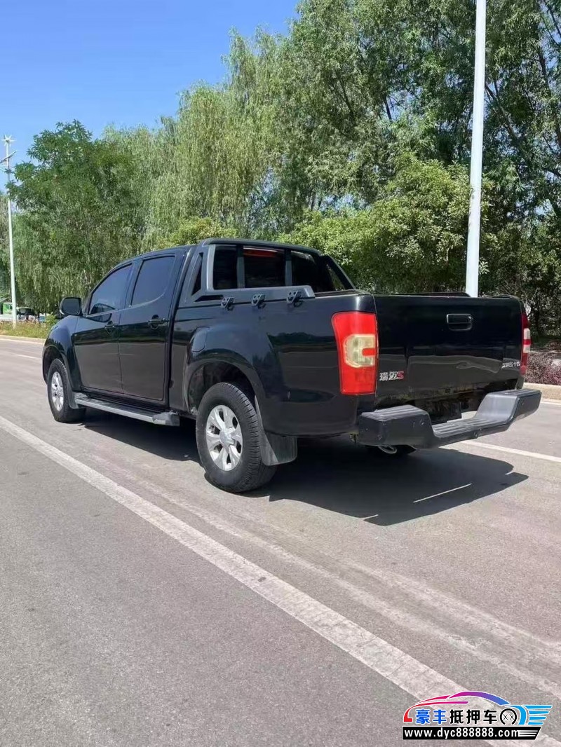 20年五十铃瑞迈轿车抵押车出售