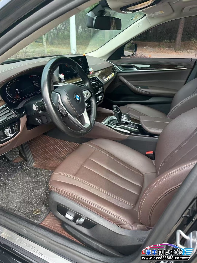 20年宝马5系轿车抵押车出售