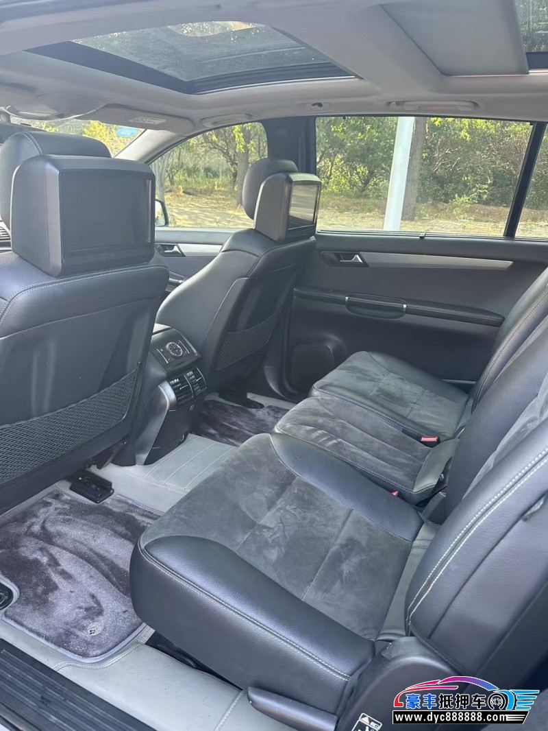 15年奔驰R轿车抵押车出售