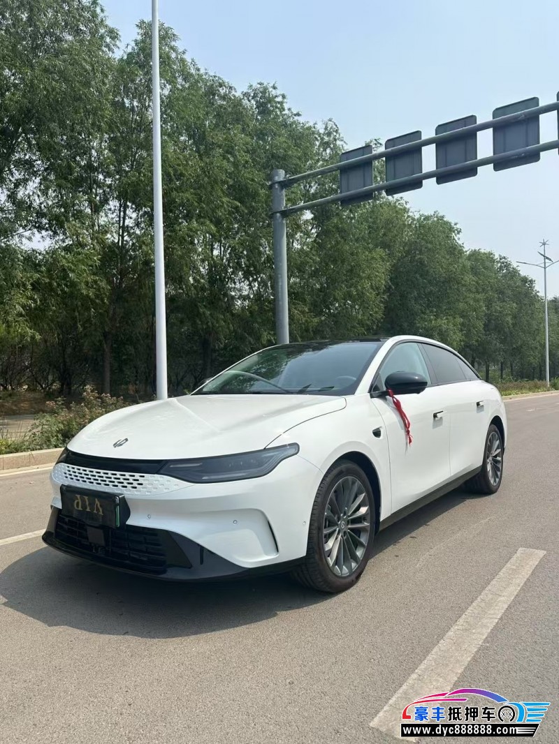 25年零跑c01轿车抵押车出售