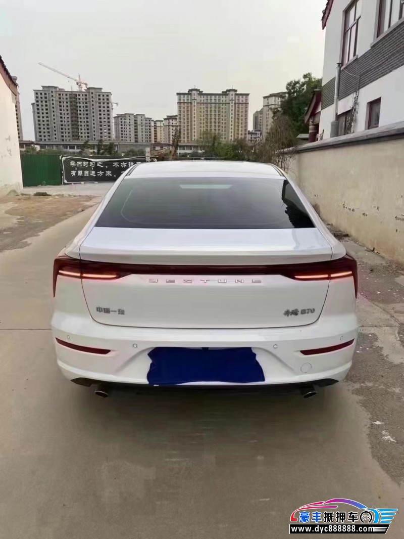 24年奔腾B70轿车抵押车出售