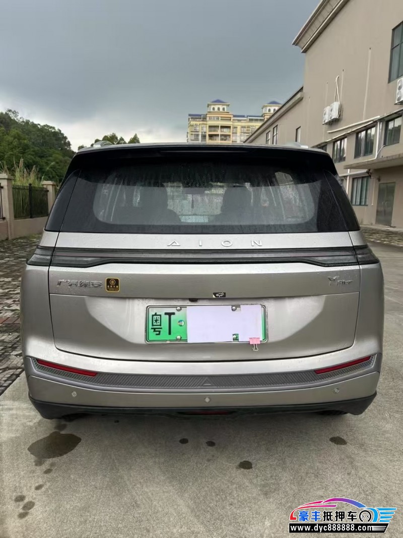 23年埃安Y70轿车抵押车出售