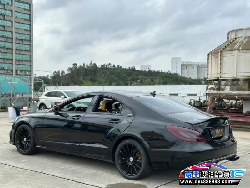 12年奔驰CLS轿车抵押车出售