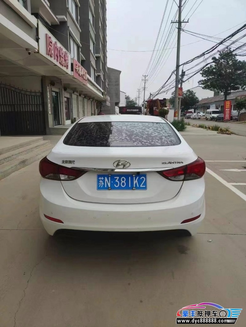 18年现代朗动轿车抵押车出售