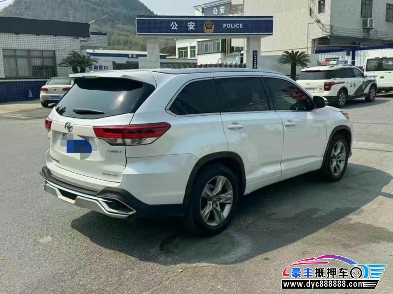 21年丰田汉兰达轿车抵押车出售