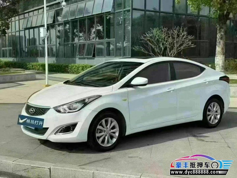 17年现代朗动轿车抵押车出售