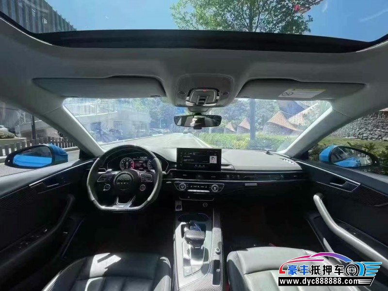 22年奥迪A5轿车抵押车出售