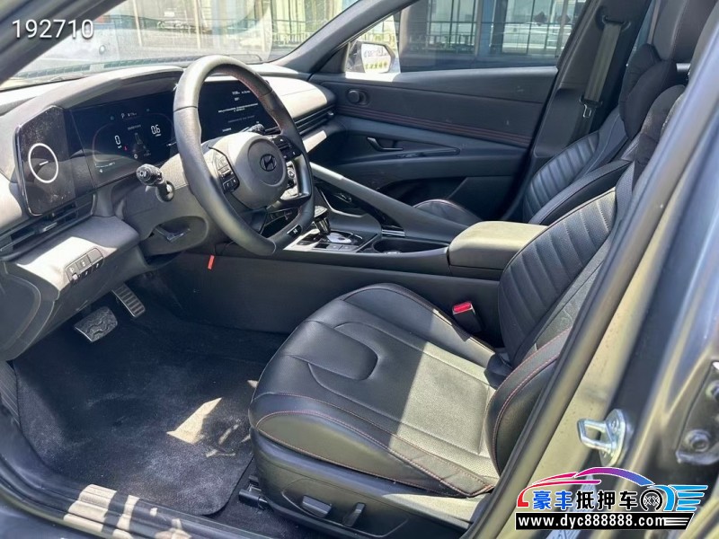 24年现代伊兰特轿车抵押车出售