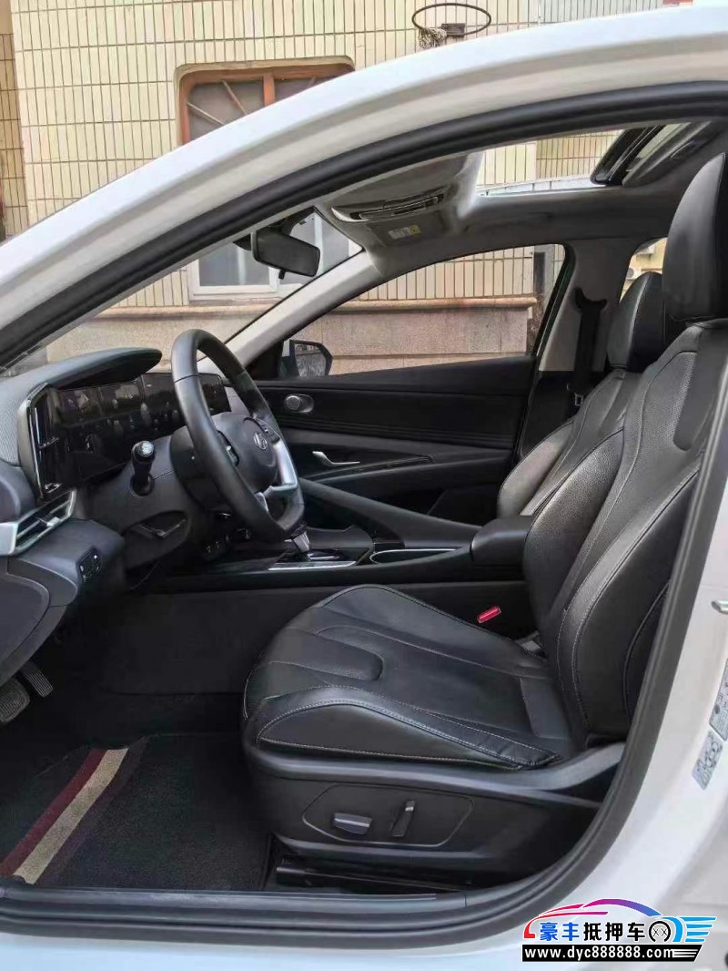 23年现代伊兰特轿车抵押车出售