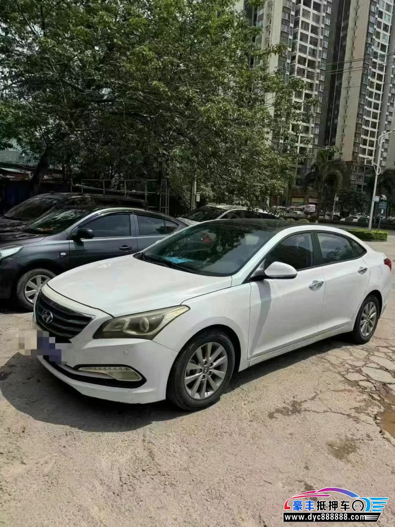 16年现代名图轿车抵押车出售