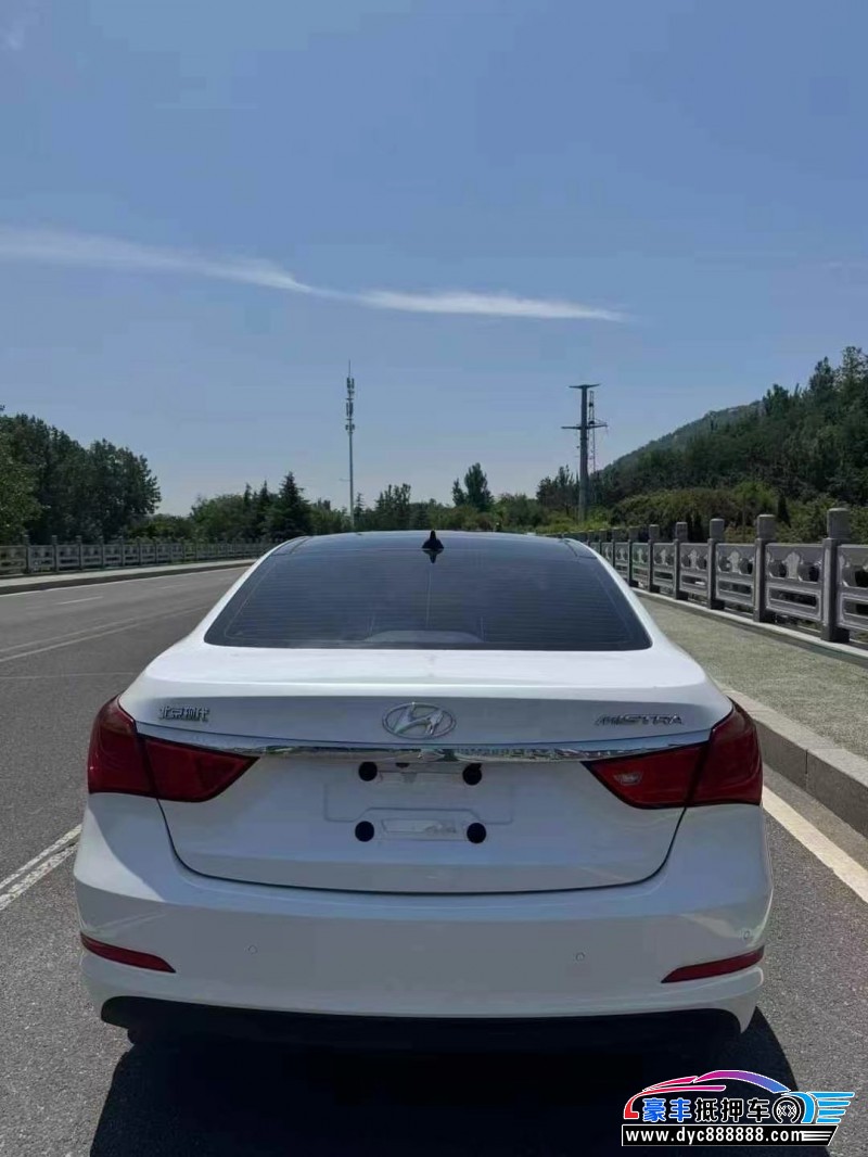 17年现代名图轿车抵押车出售