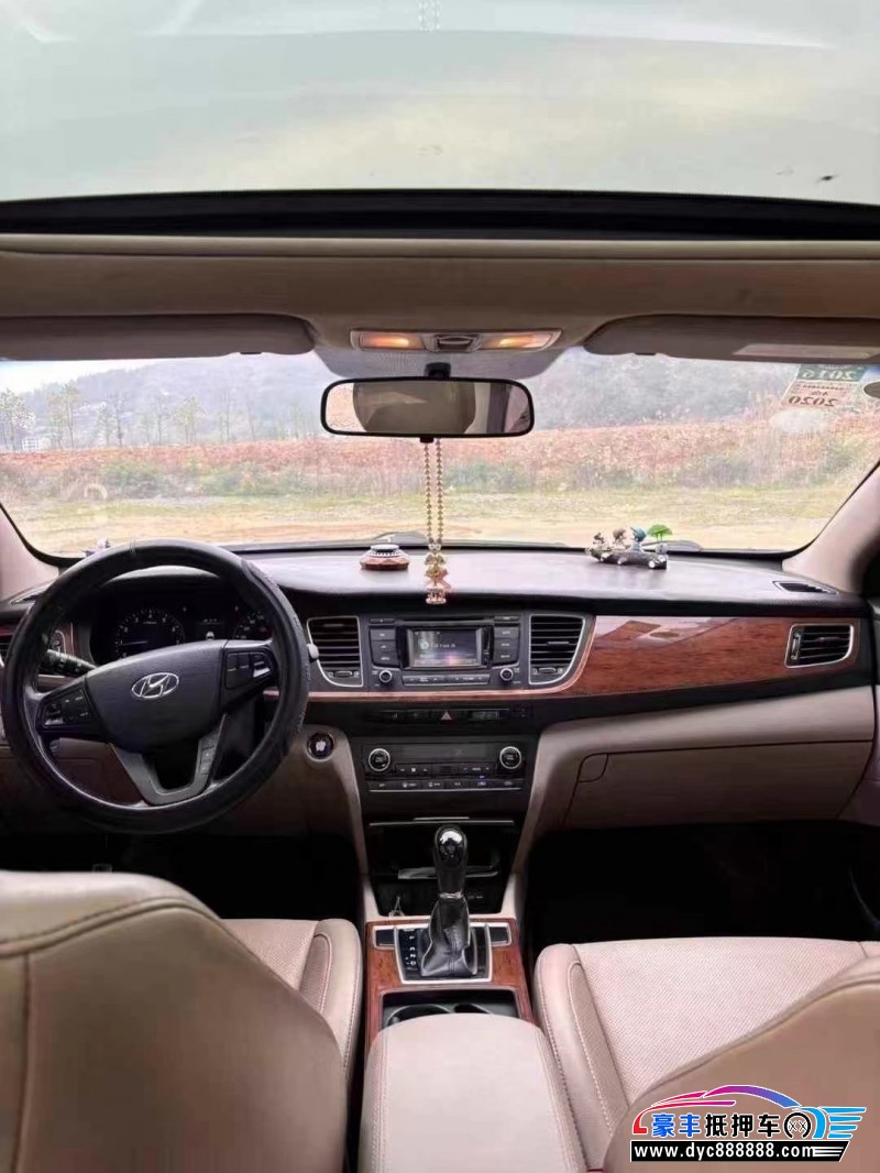 14年现代名图轿车抵押车出售