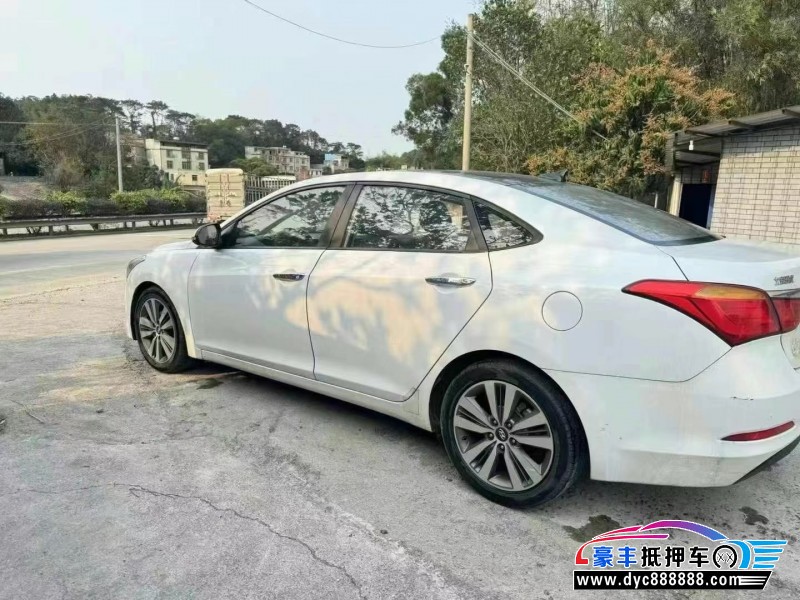 17年现代名图轿车抵押车出售