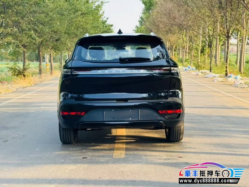 25年奔腾T90轿车抵押车出售