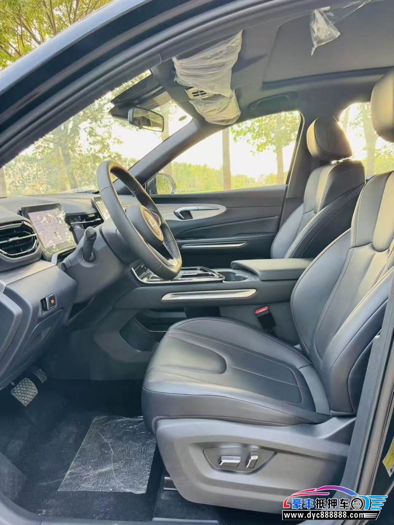 25年奔腾T90轿车抵押车出售