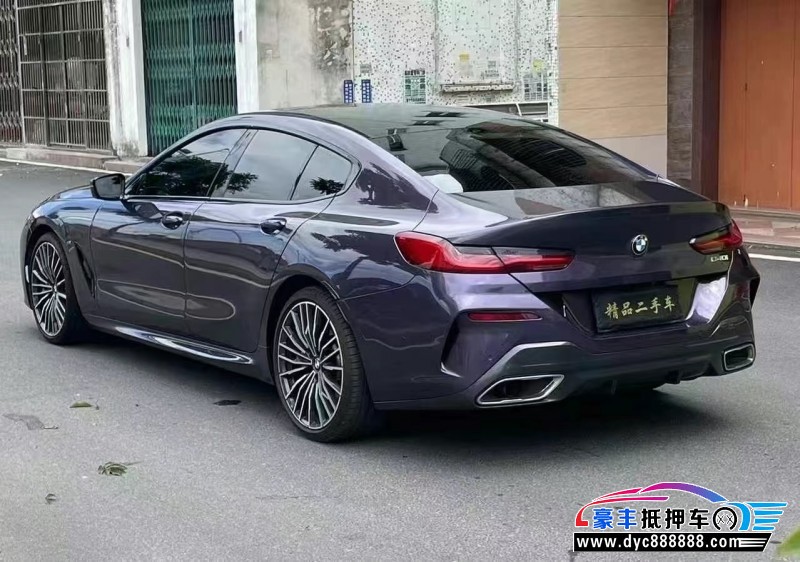 22年宝马8系轿车抵押车出售