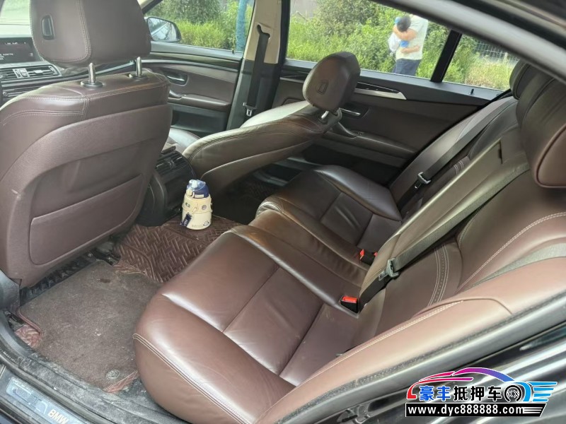 17年宝马5系轿车抵押车出售