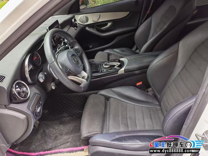 18年奔驰C轿车抵押车出售