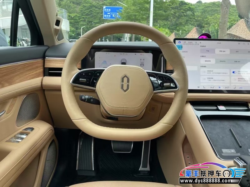 24年华为问界轿车抵押车出售