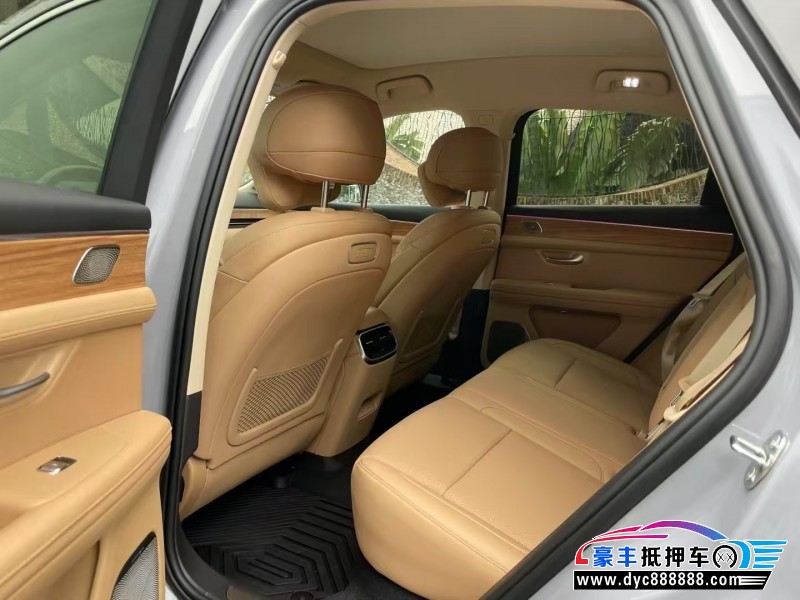 24年华为问界轿车抵押车出售