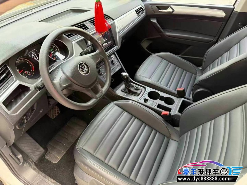 22年大众途安轿车抵押车出售