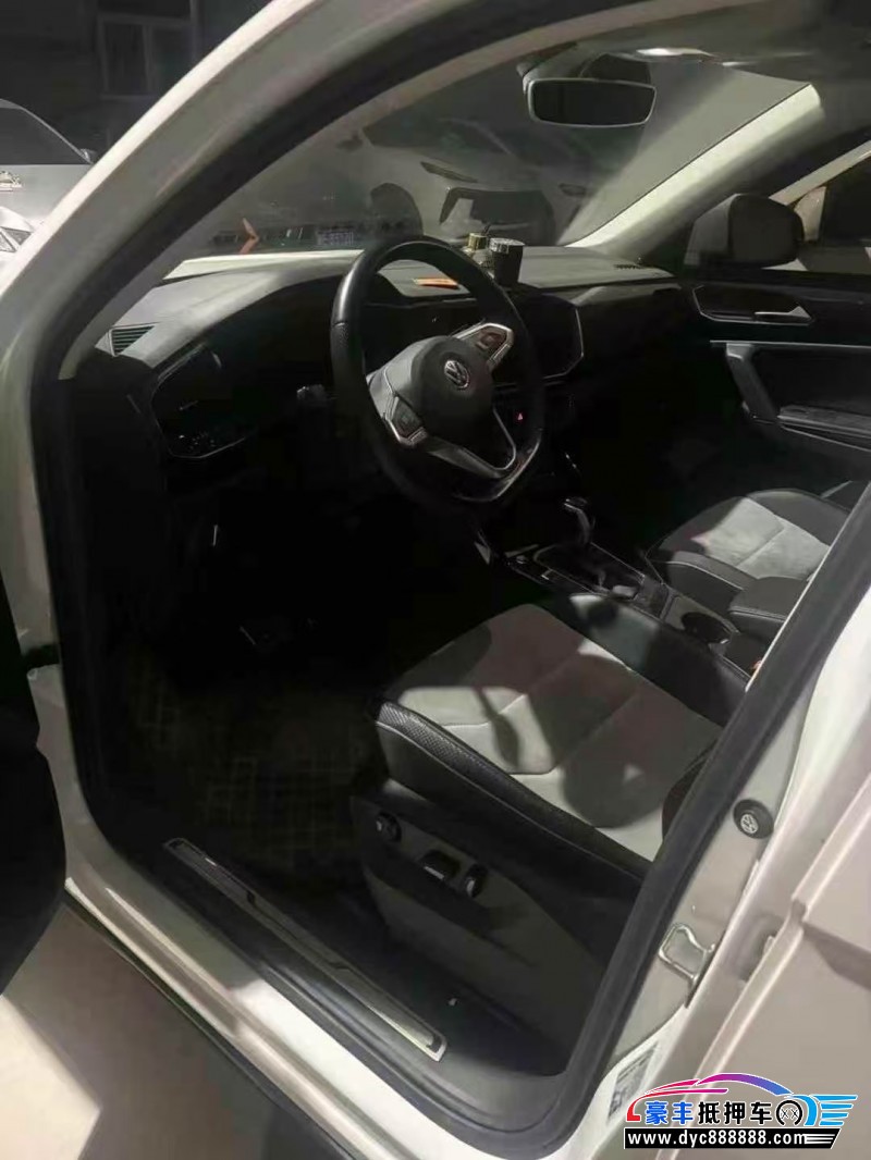 21年大众探岳轿车抵押车出售