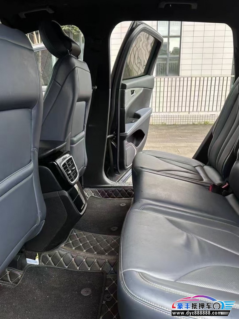 22年林肯航海家轿车抵押车出售