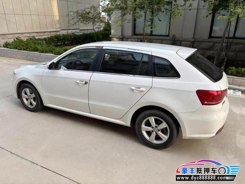 15年大众朗行轿车抵押车出售