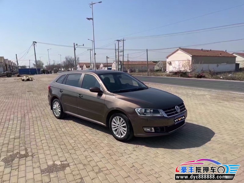 14年大众朗行轿车抵押车出售