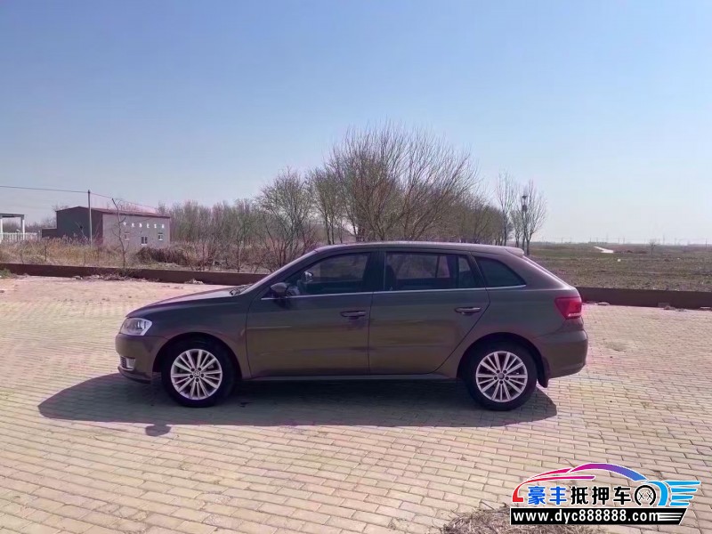 14年大众朗行轿车抵押车出售