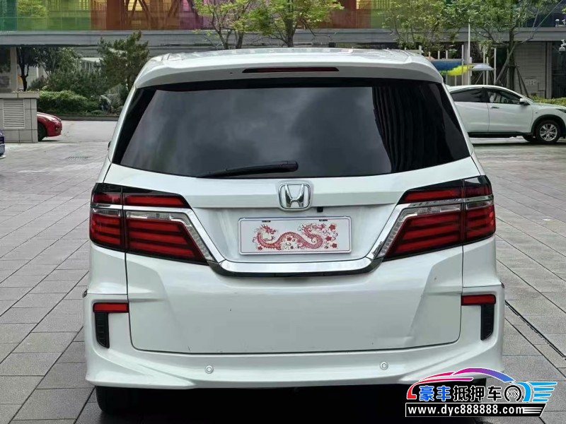 18年本田艾力绅轿车抵押车出售