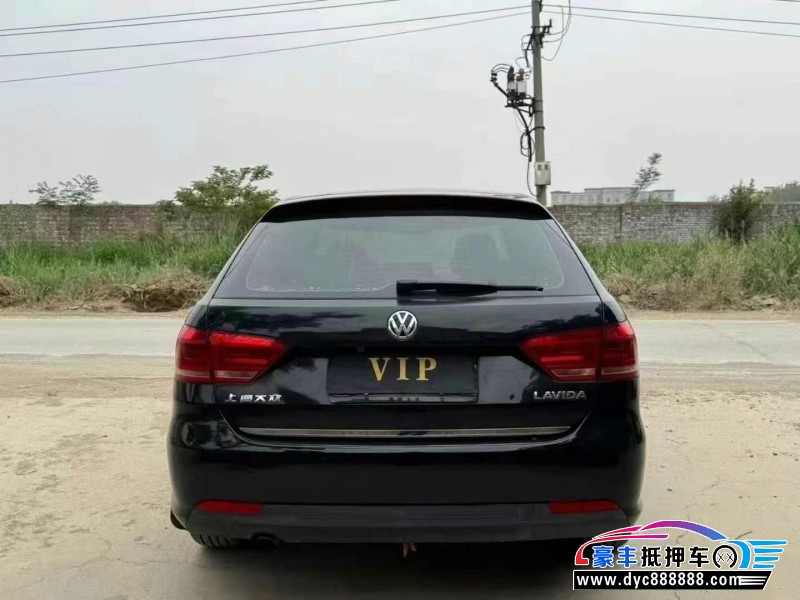 14年大众朗行轿车抵押车出售