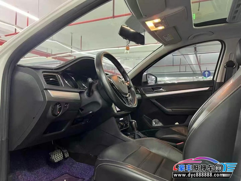 18年大众朗行轿车抵押车出售